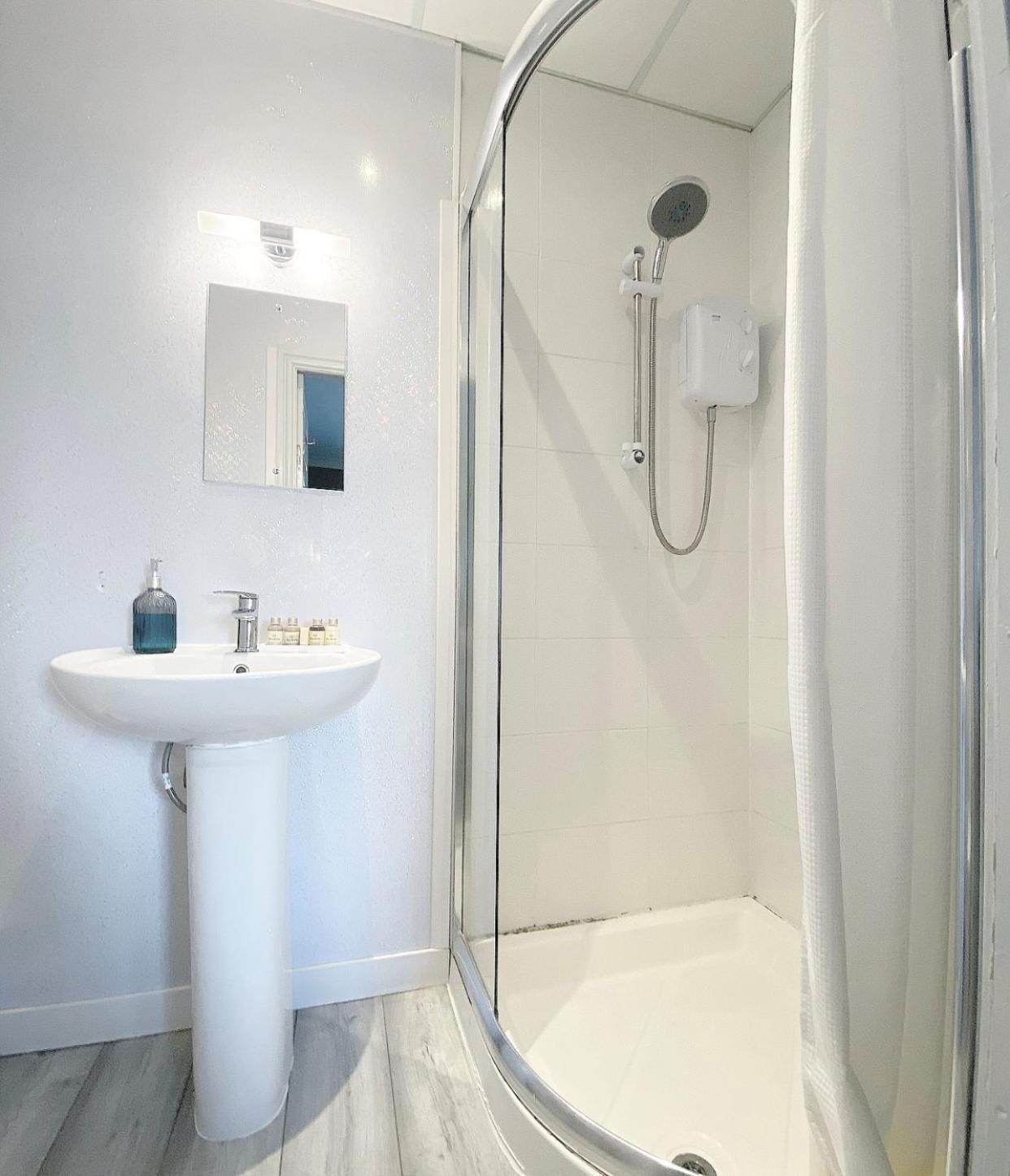 Double Room,1298784058:JPEG