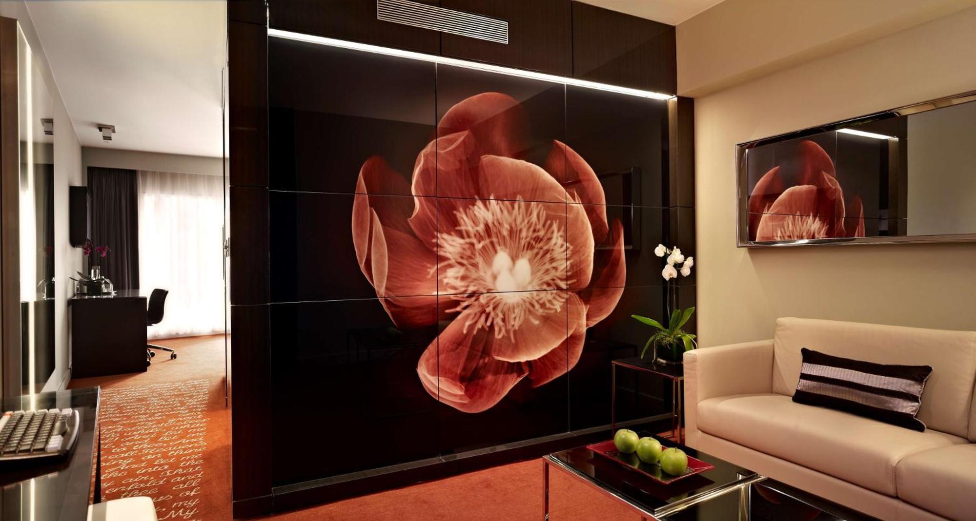 Studio Triple,1547528917:JPEG