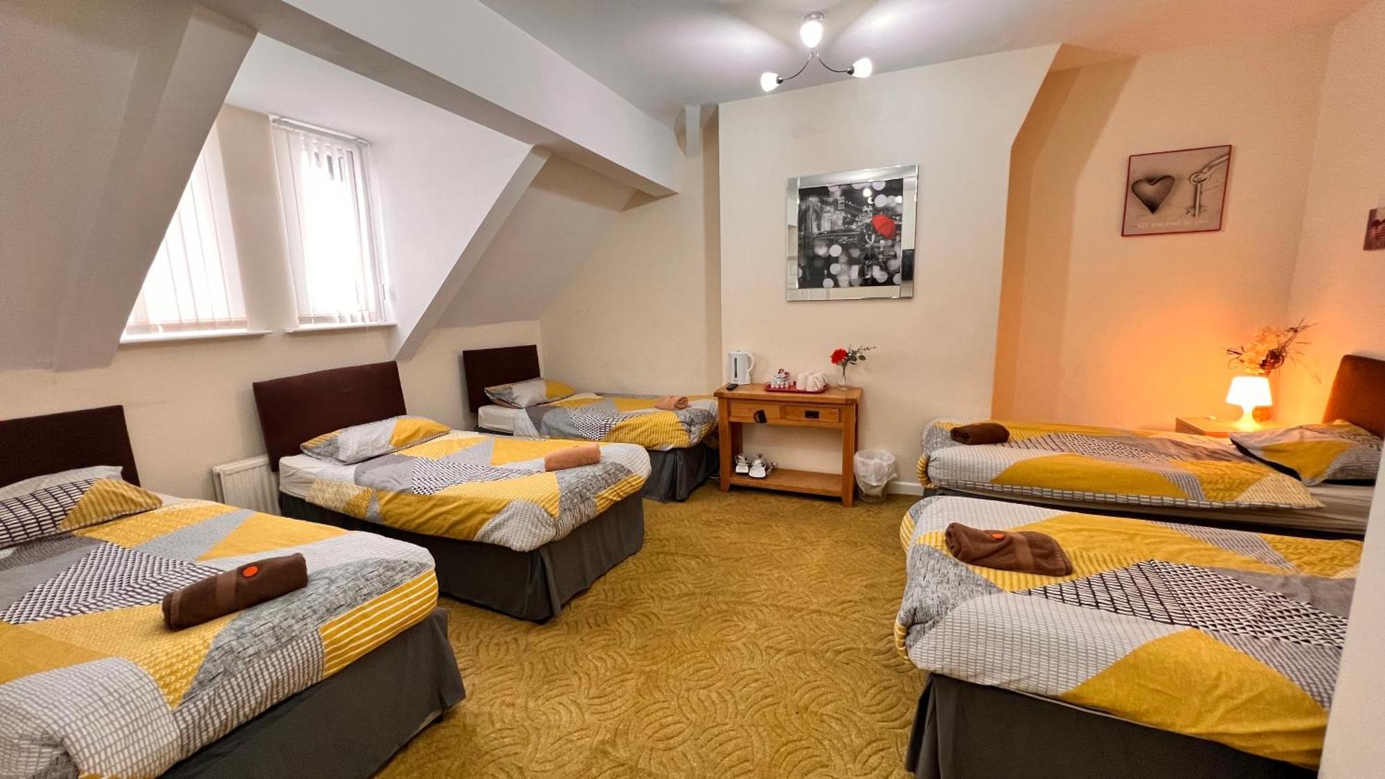 Family Room,1552715143:JPEG