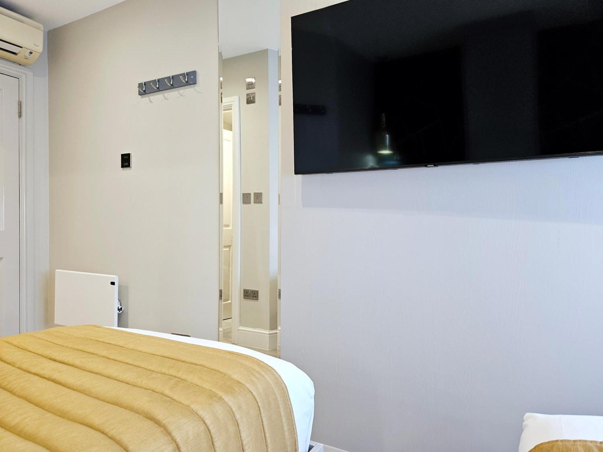 Quarto Twin