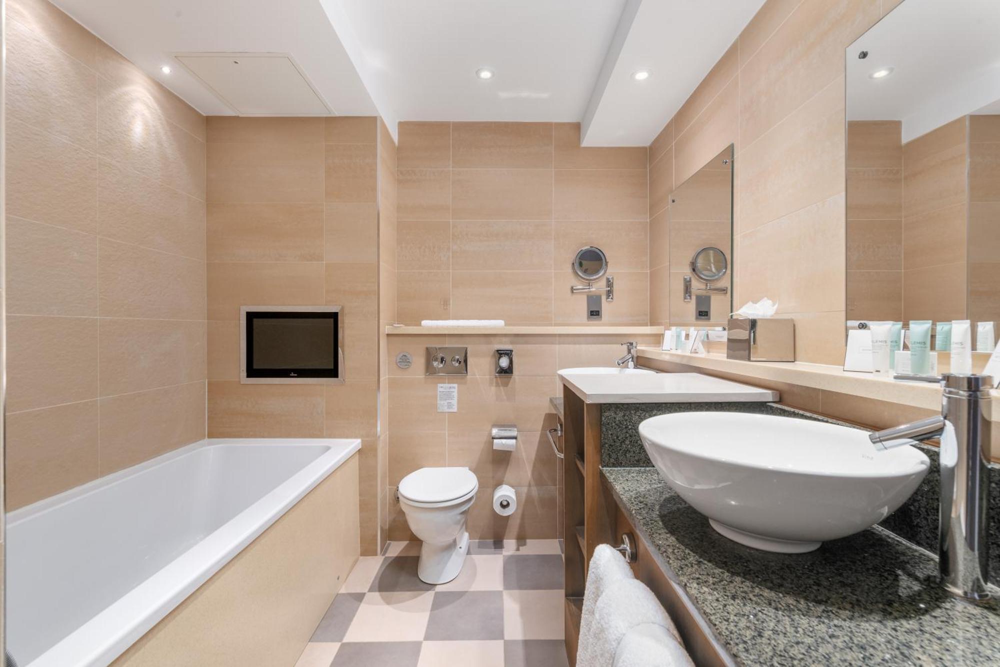 Penthouse Suite - No Spa Access