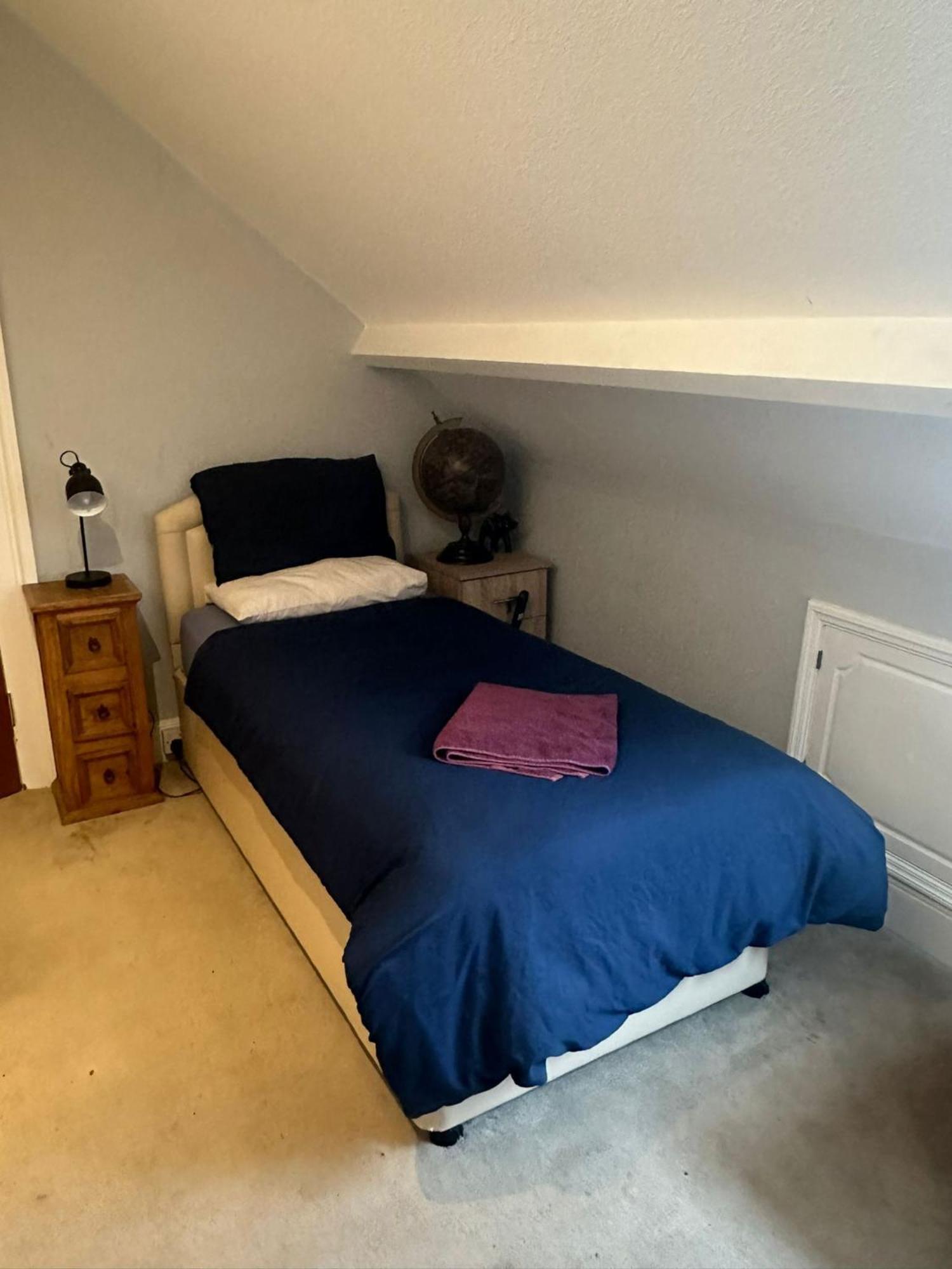 Standard Single Room,1583169596:JPEG