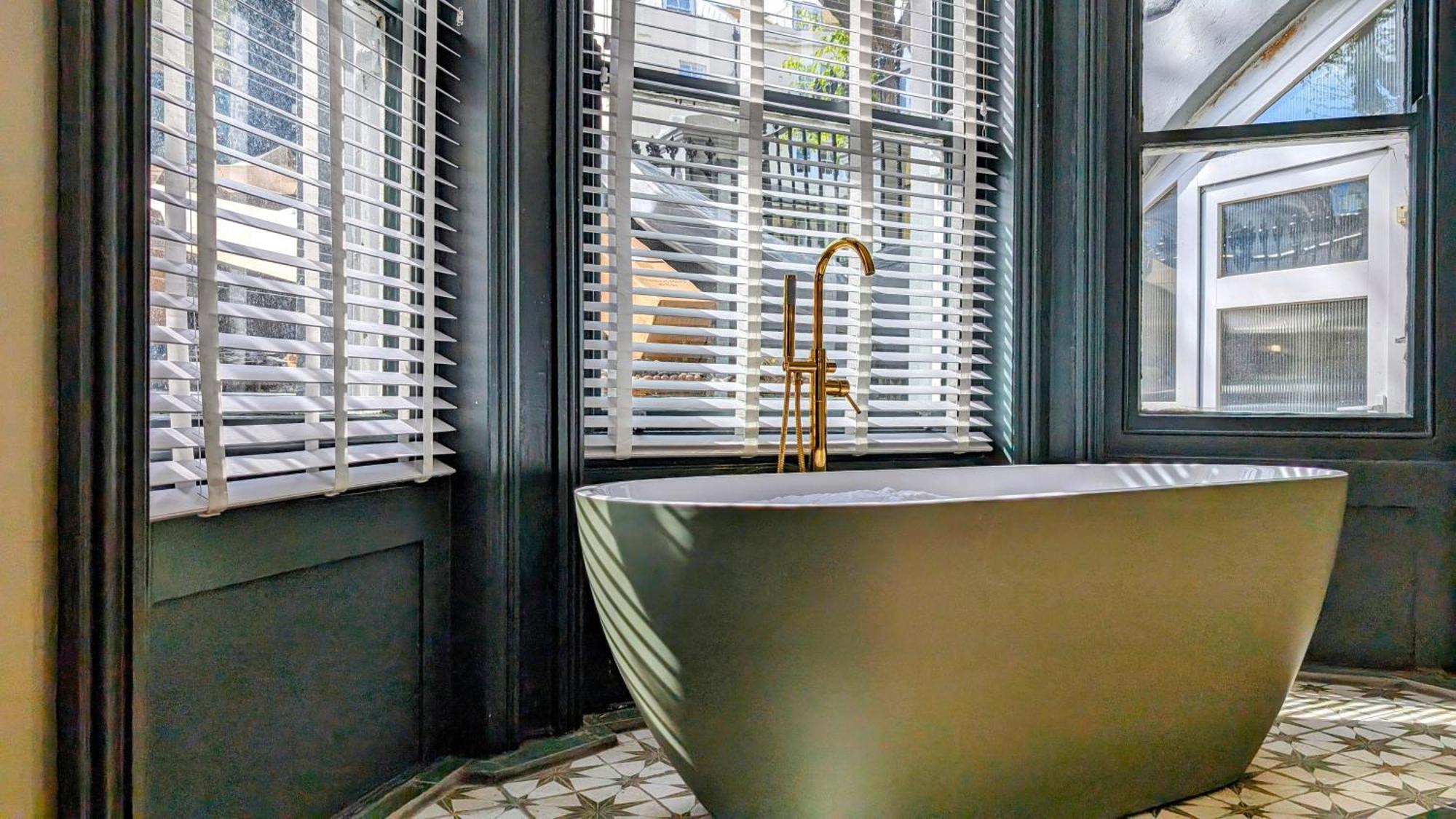 Chambre Double Deluxe avec Baignoire