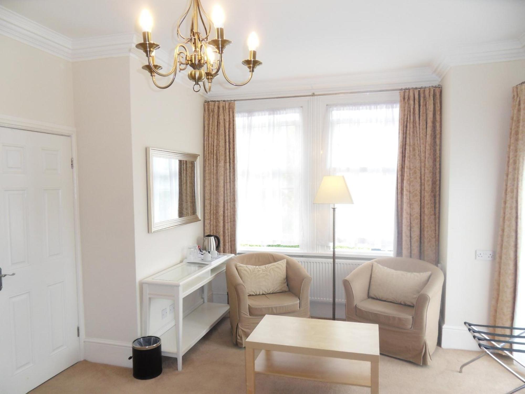 Deluxe King Room