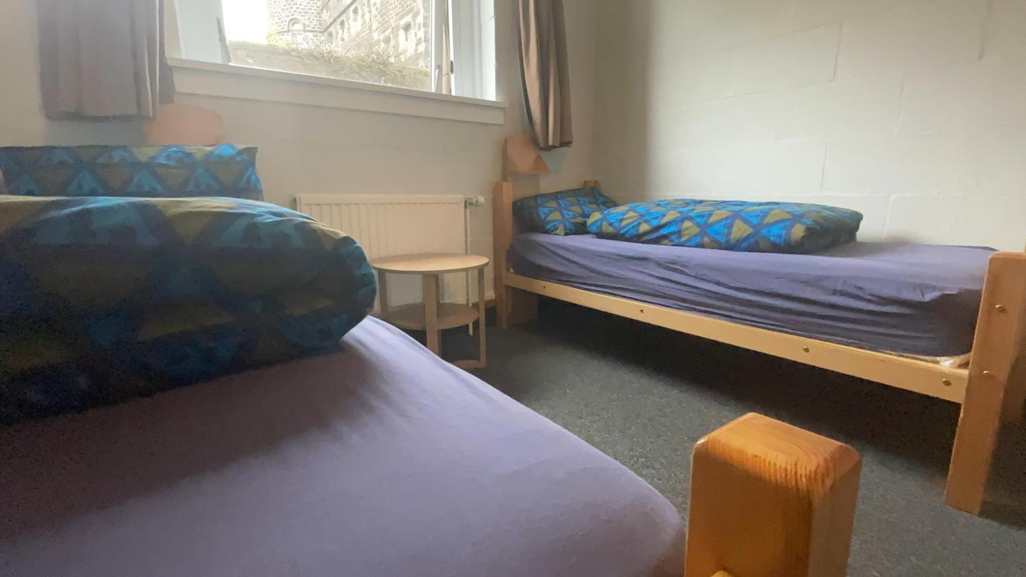 Privates Zweibettzimmer für 2 Personen mit eigenem Bad