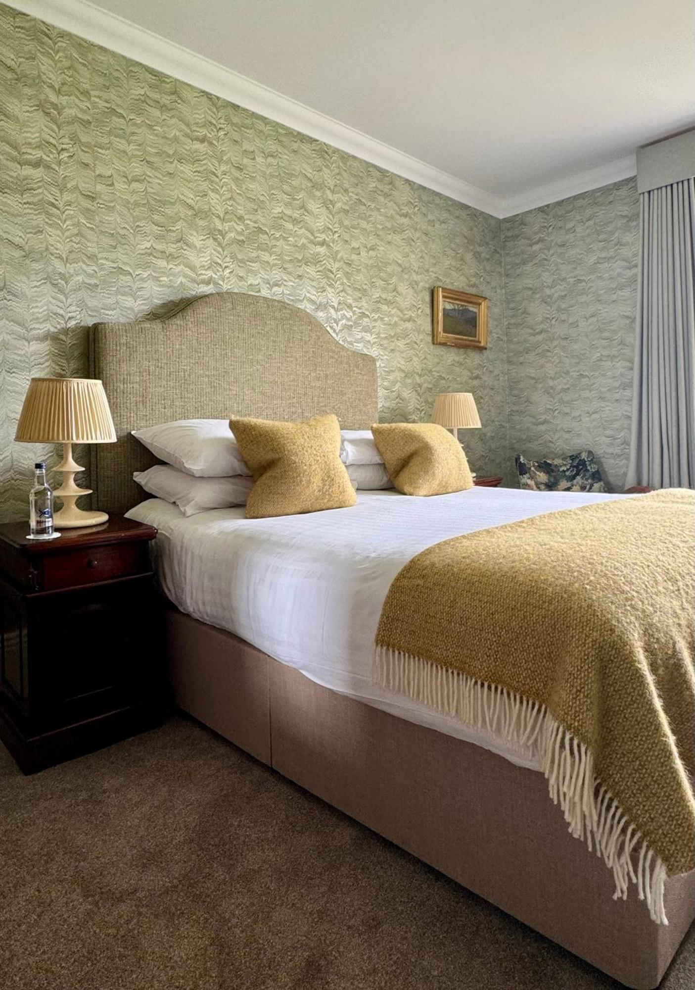 Double Room with Lake View