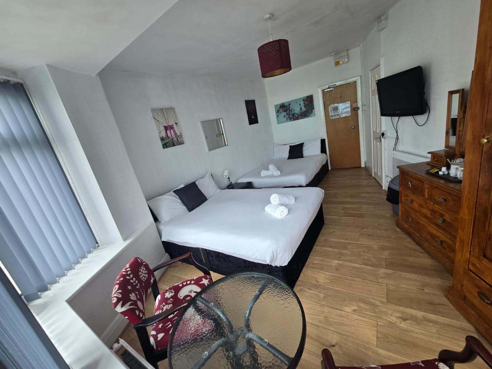 Quadruple Room,1597883843:JPEG