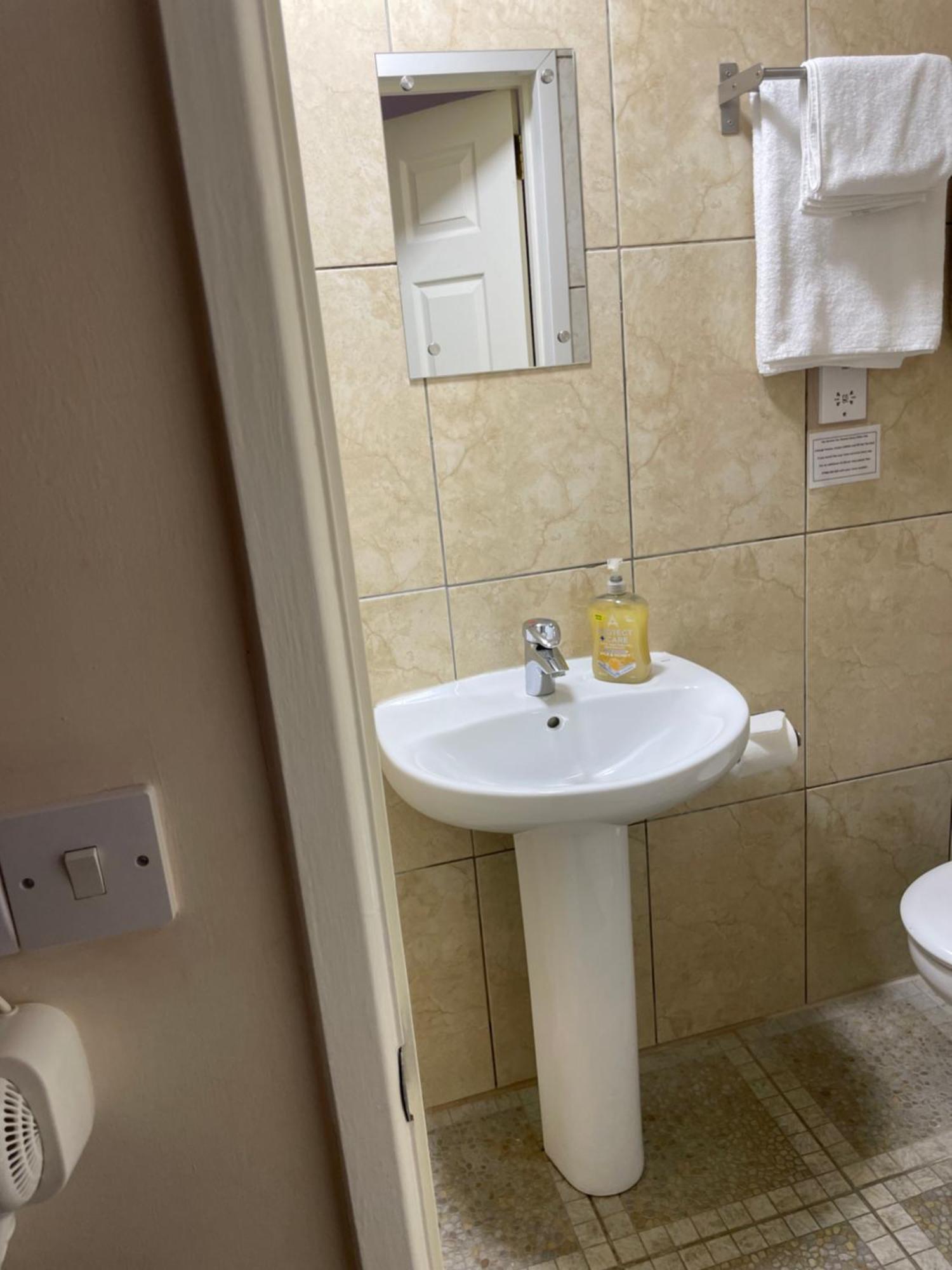 Economy Double Room with Private Bathroom