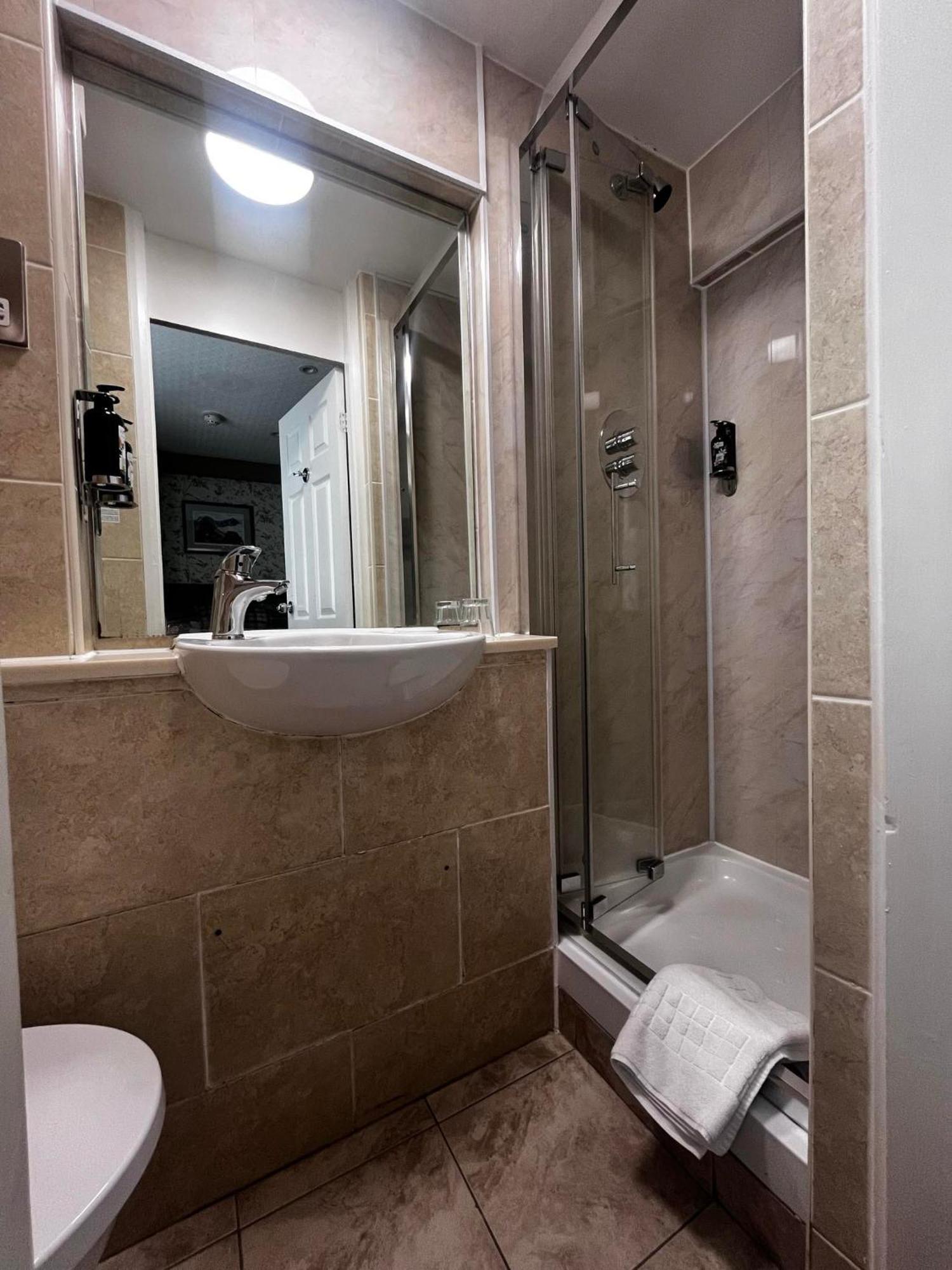 Small Single Room