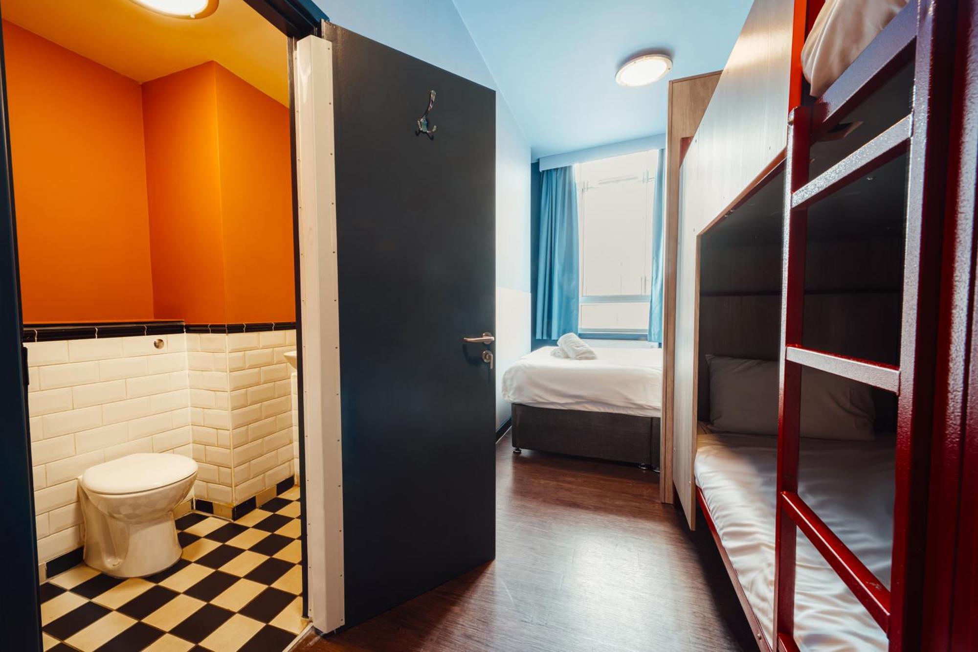 Zimmer für 4 Personen
