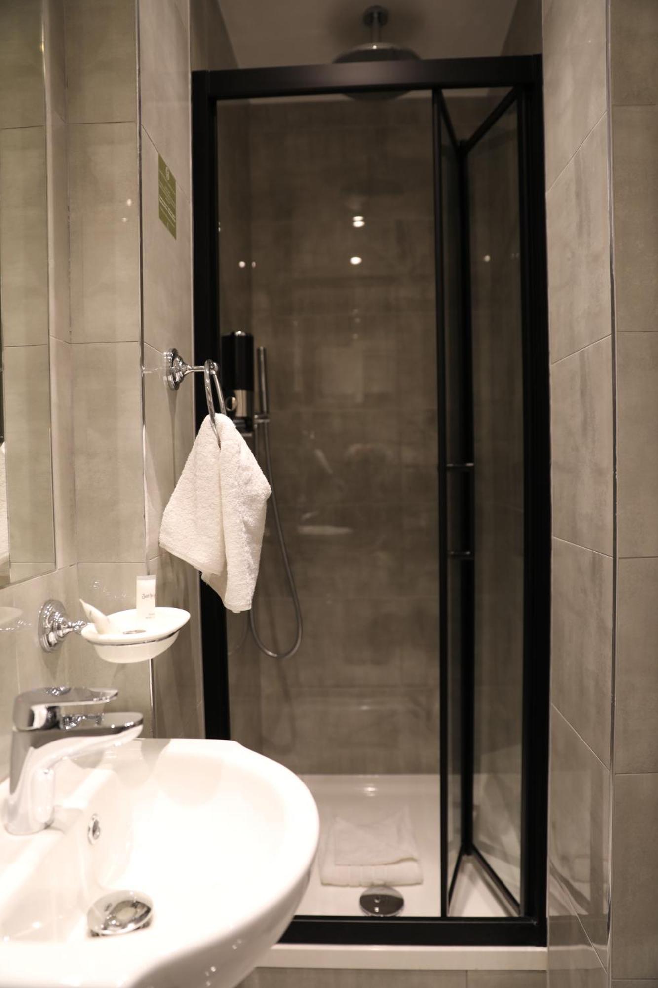 Quarto Individual