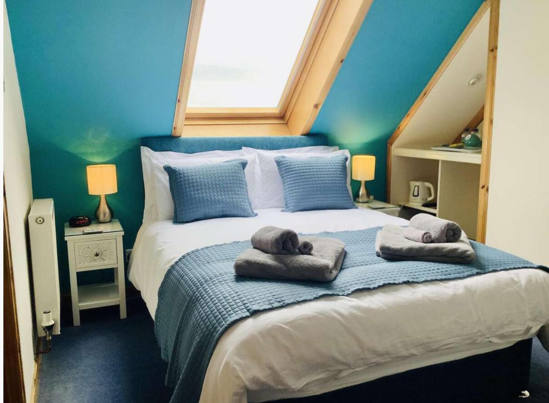 Double Room Private Bathroom