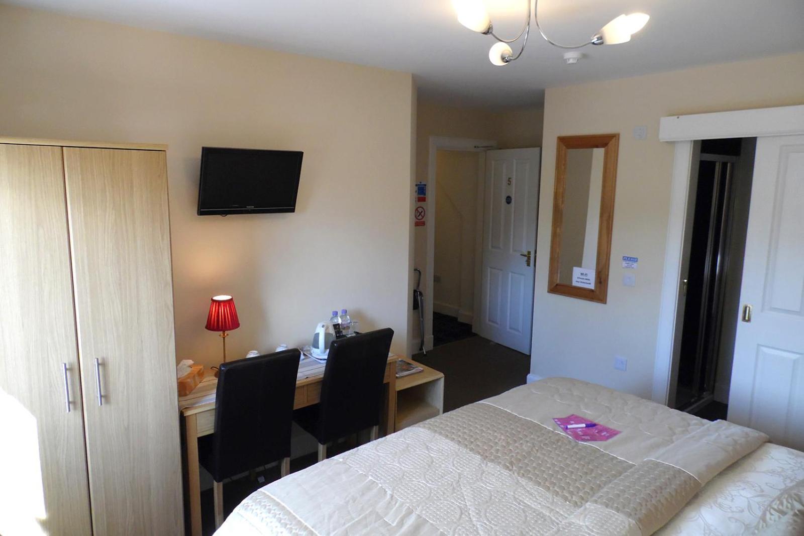 Kamer met Queensize Bed