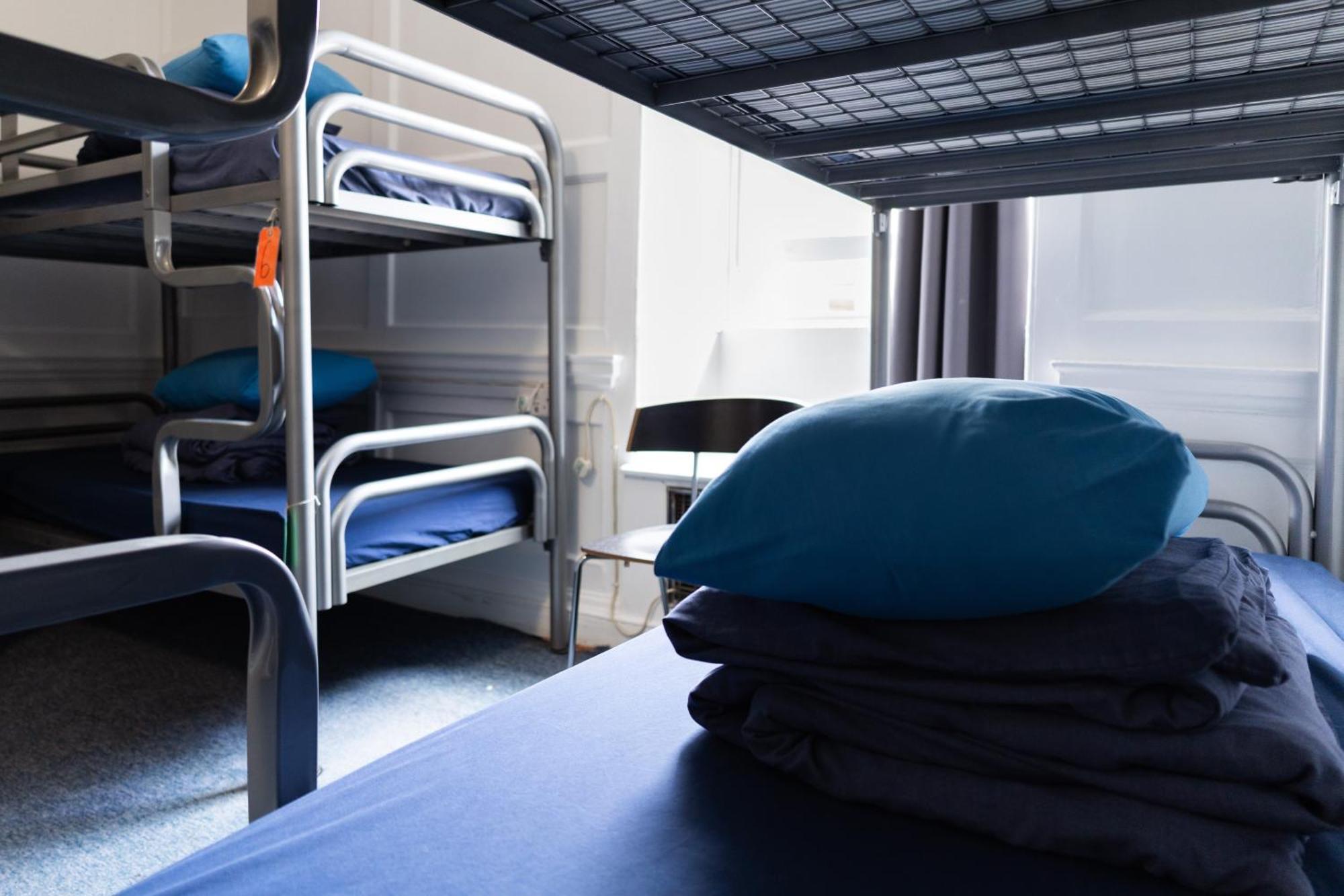 Bett im Frauenschlafsaal mit 8 Betten