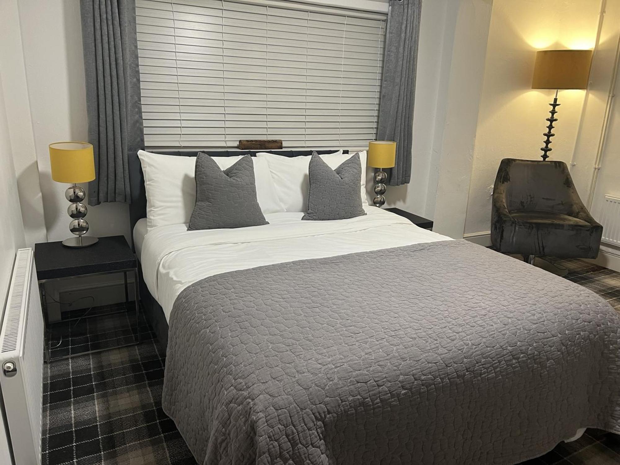 Large Double Room