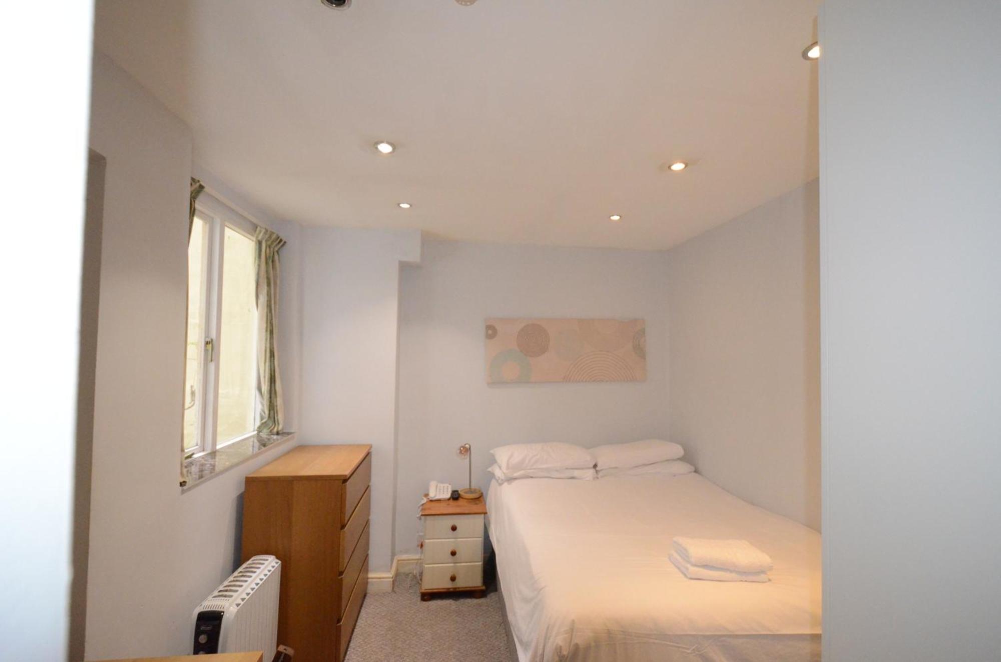 Standard Single Room,1640422738:JPEG
