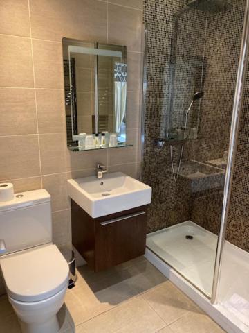 Family Room,1644404219:JPEG