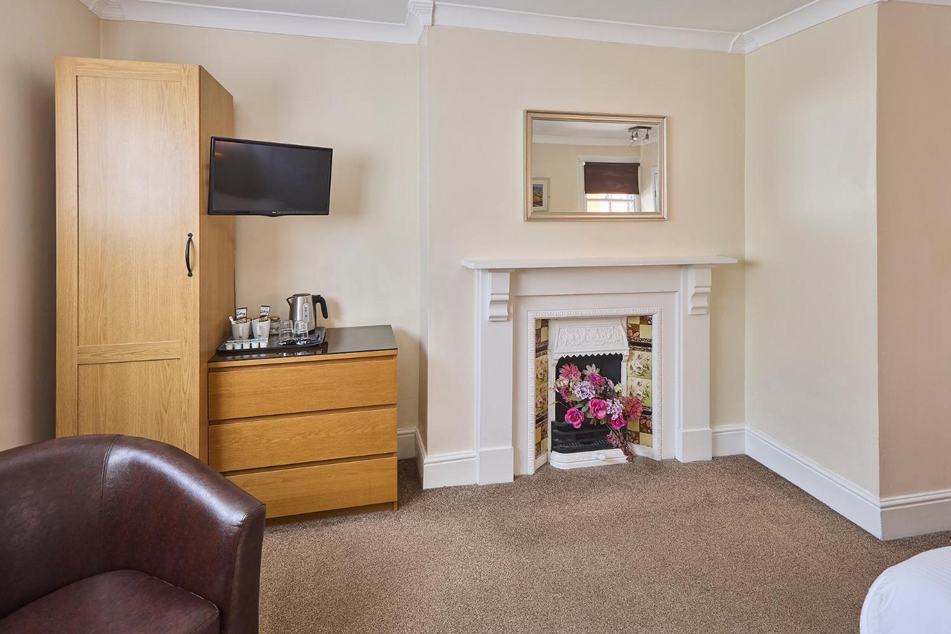 Superior King Room  1