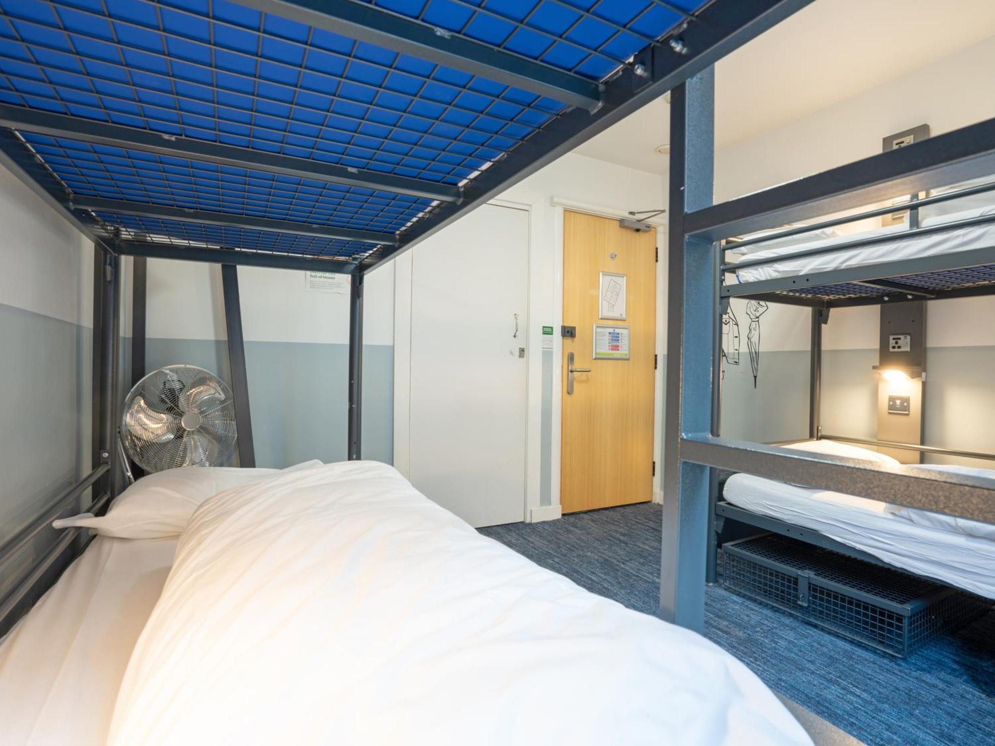 Bed in 4-Bed Female Dormitory Room,1666650199:JPEG