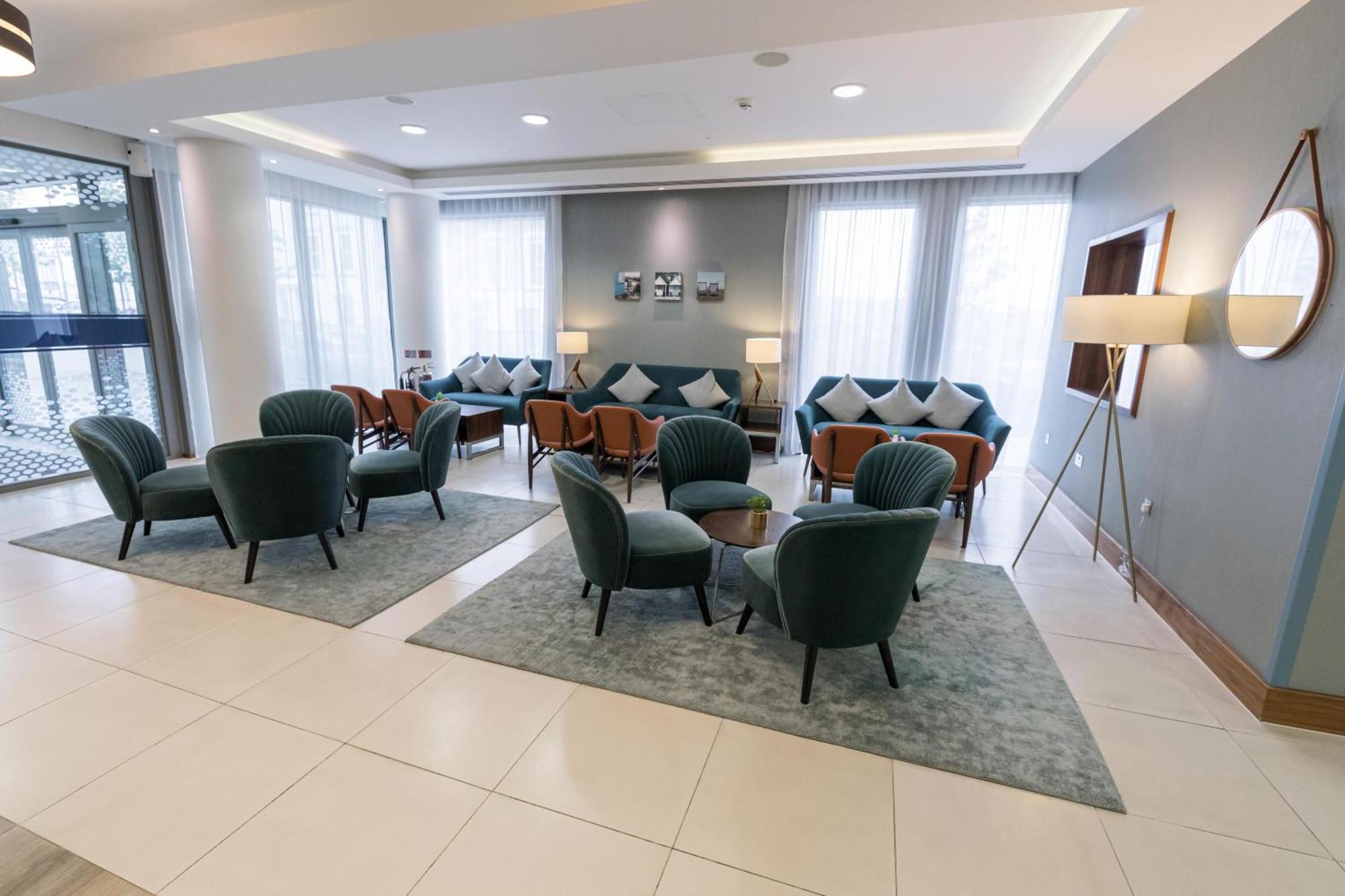 Twin Room,1731438782:JPEG