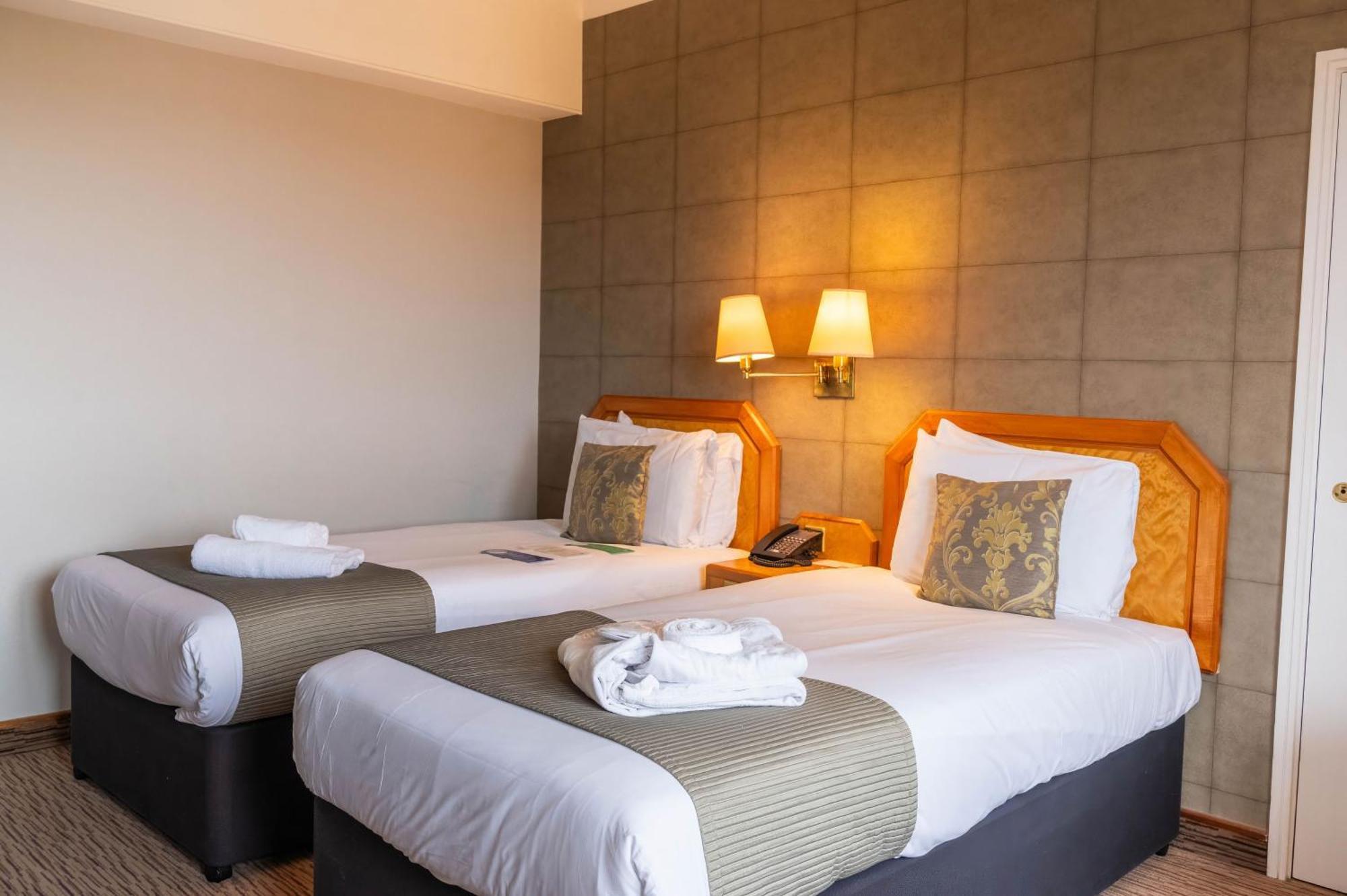 Club Twin Room,1698844470:JPEG