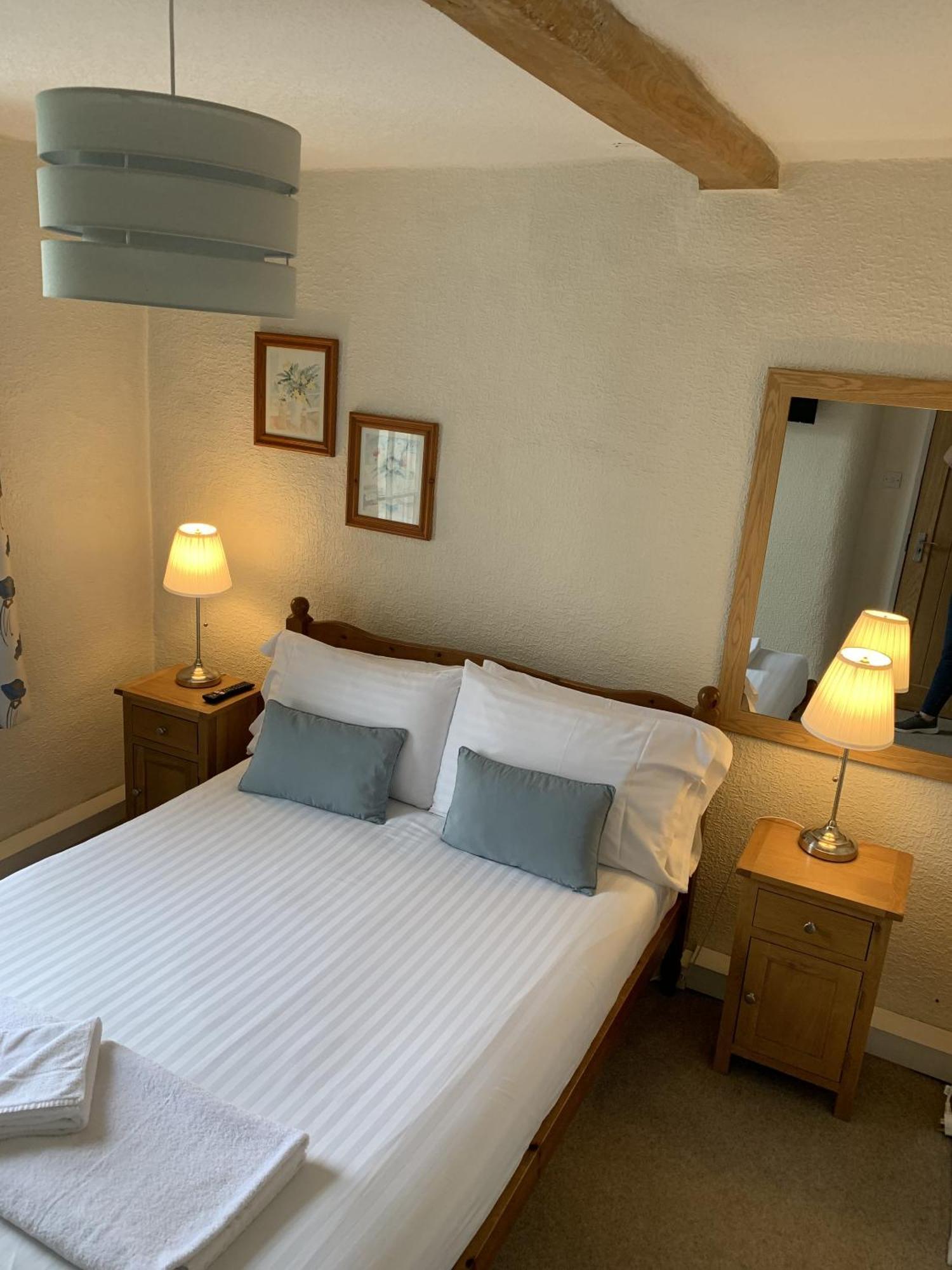 Standard Double Room,1739534563:JPEG