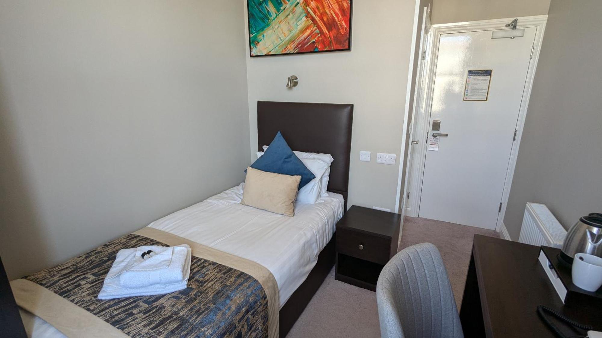 Single Room,1704956065:JPEG