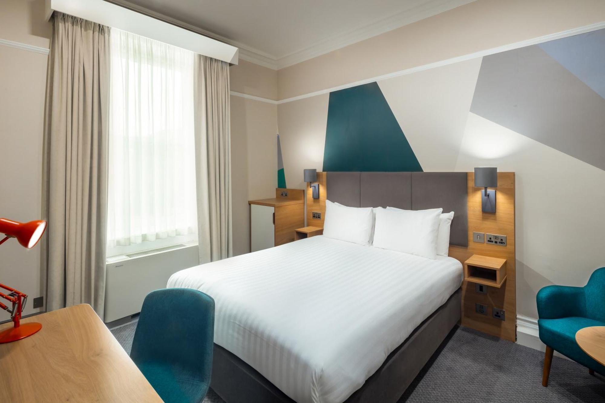Standard Room,1722881213:JPEG