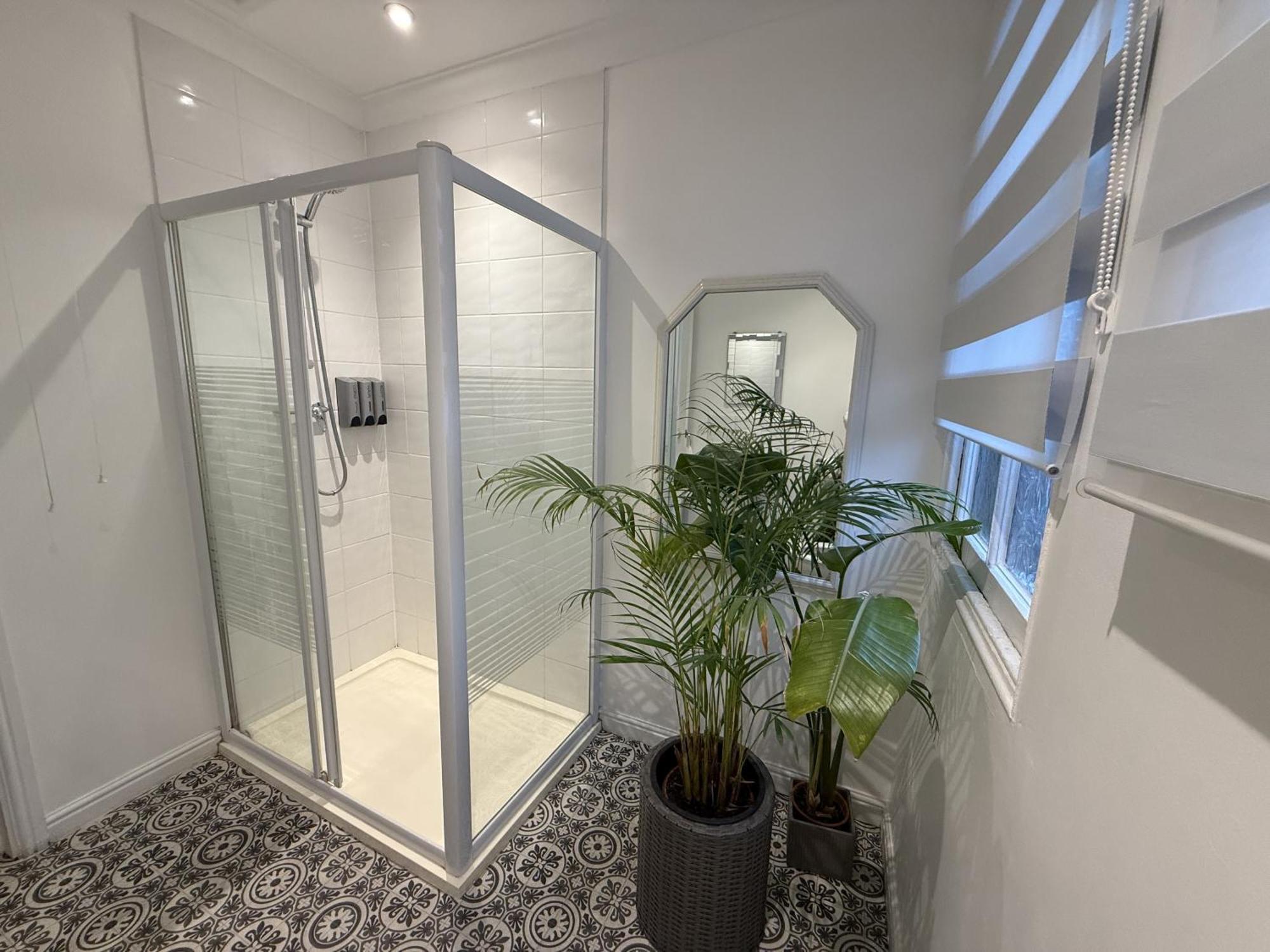 Standard Single Room with Shared Bathroom