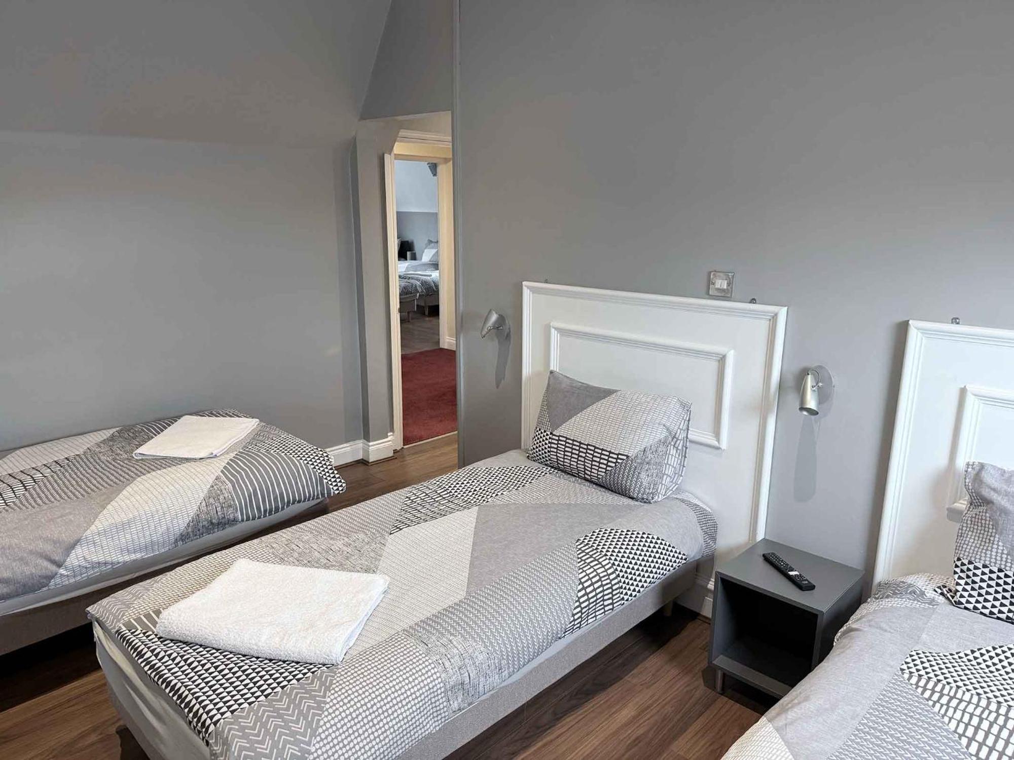 Basic Triple Room,1731446155:JPEG
