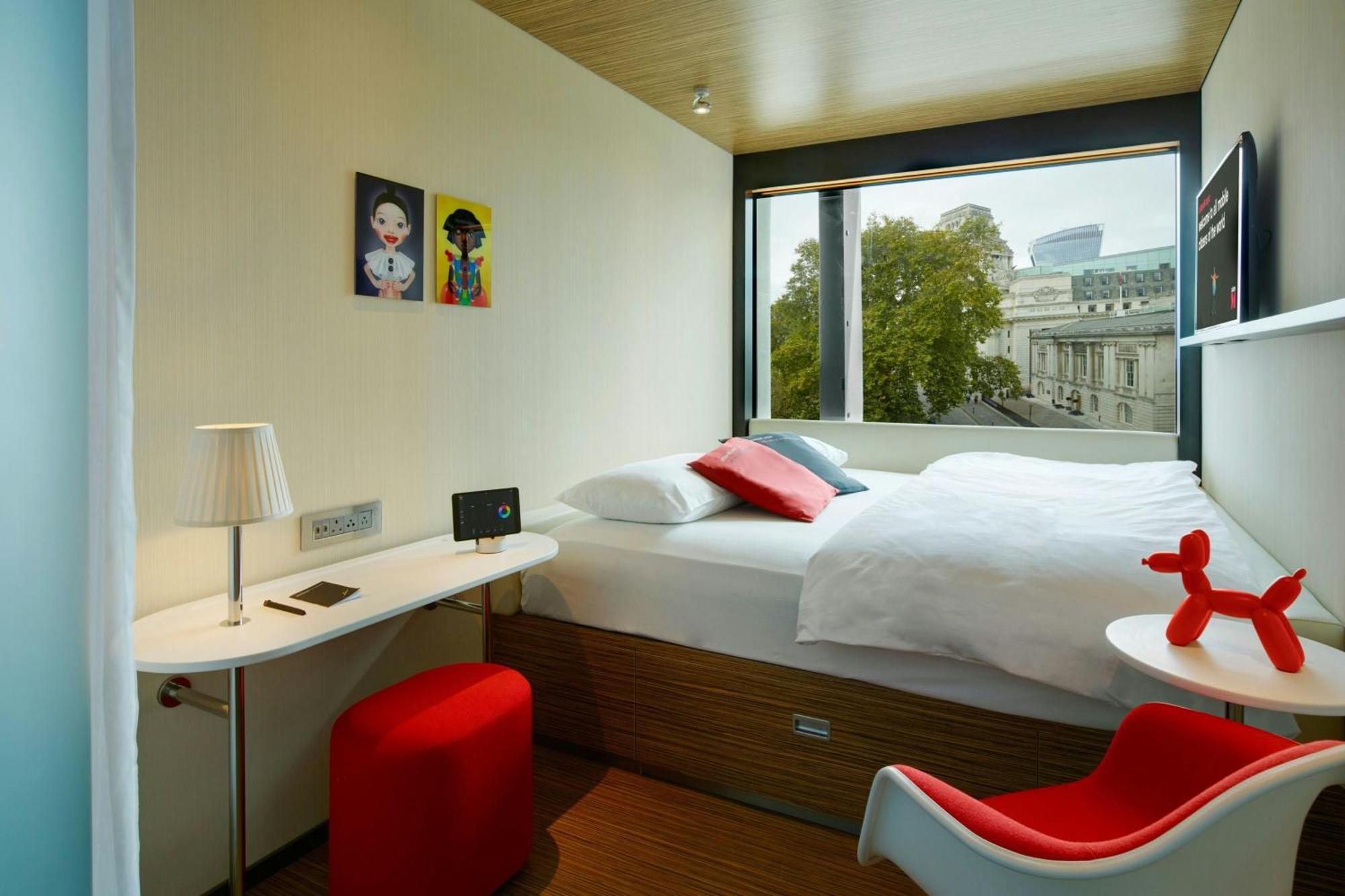 Quarto com Cama King-size