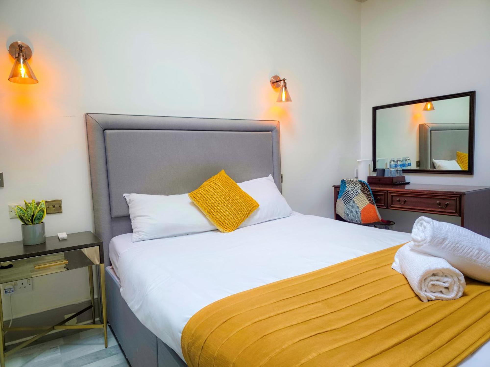 Economy Double Room,1731538783:JPEG