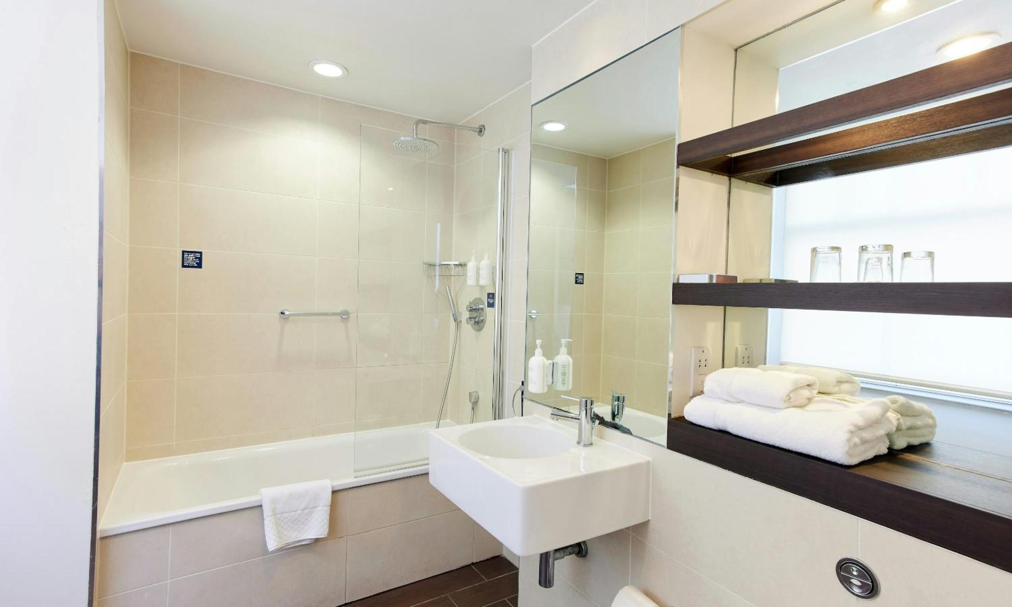 Suite Júnior
