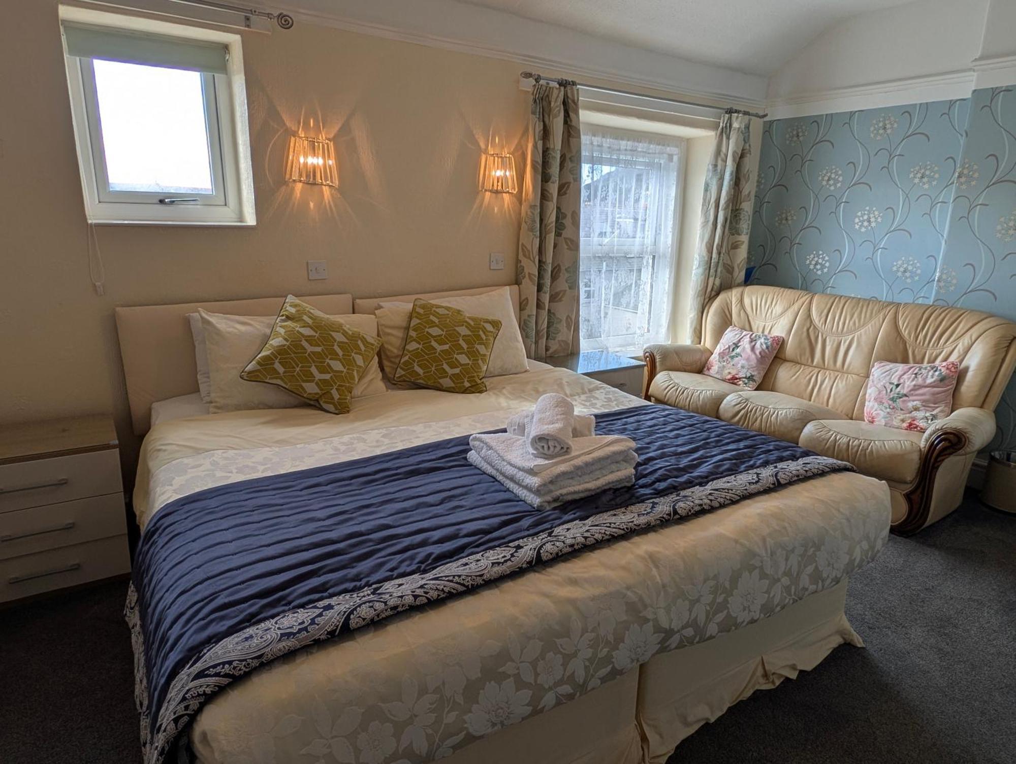 Superior Zimmer mit Kingsize-Bett