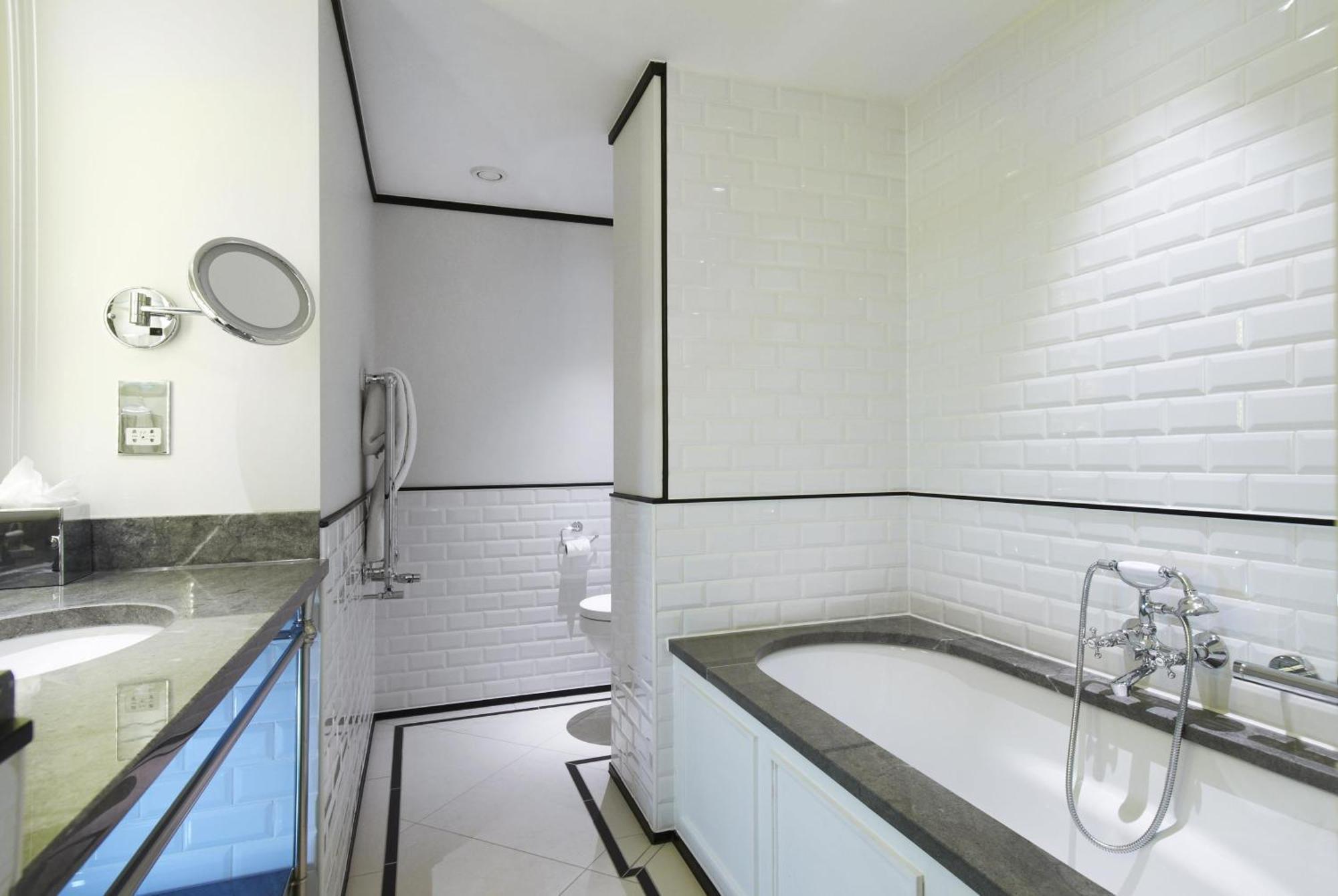 Quarto King Executivo - Acesso ao Salão
