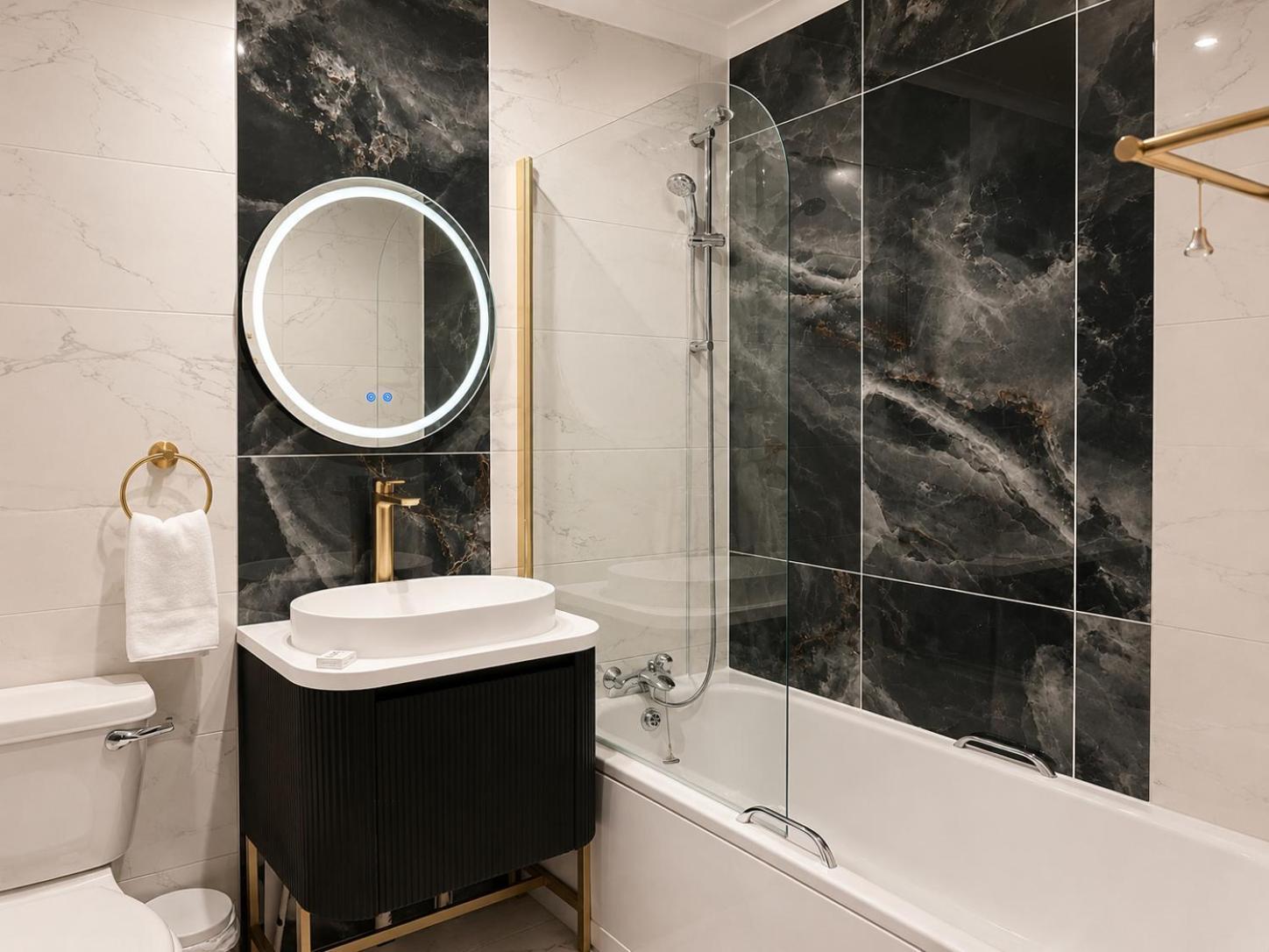 King Superior Guest Room