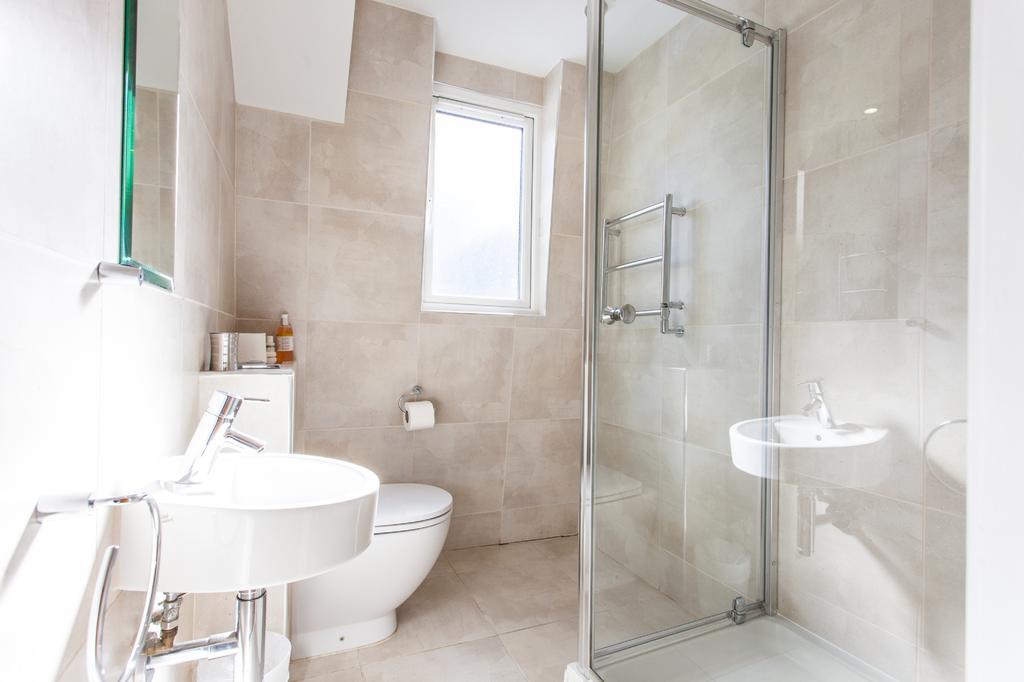 Large Double Room with Sea View - 6