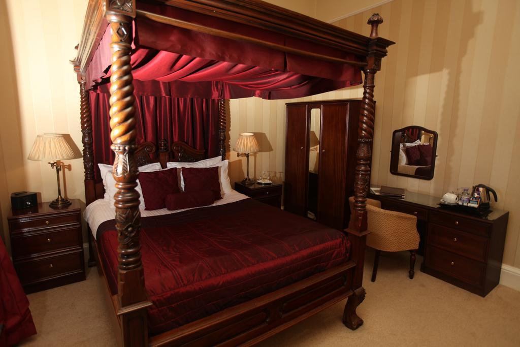 Superior Zimmer mit Himmelbett