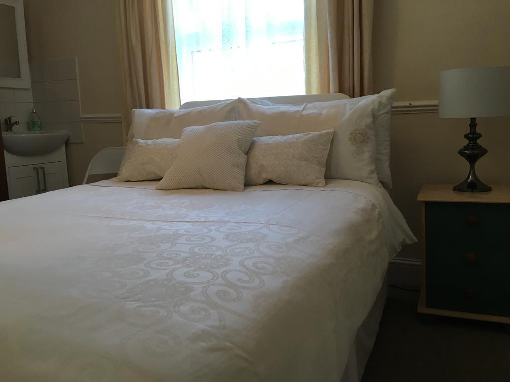 Double Room with Shower