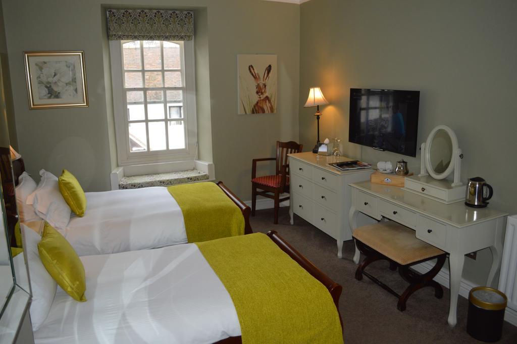 Superior Twin Room