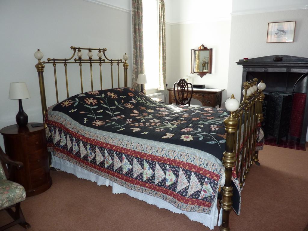 Deluxe Double Room with Shower