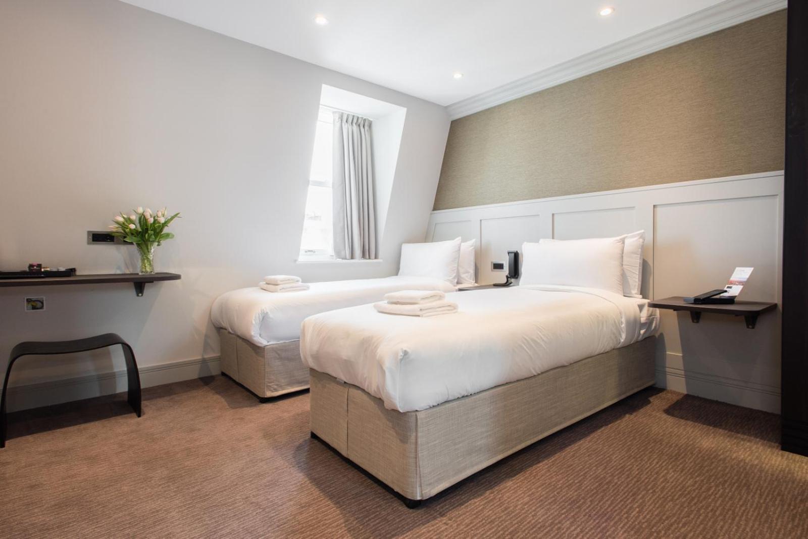 Twin Room,1215434878:JPEG