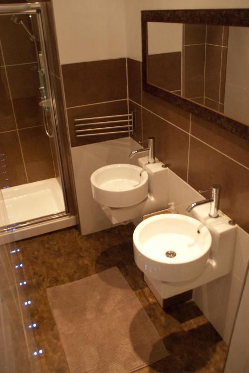 Double or Twin Room Ensuite