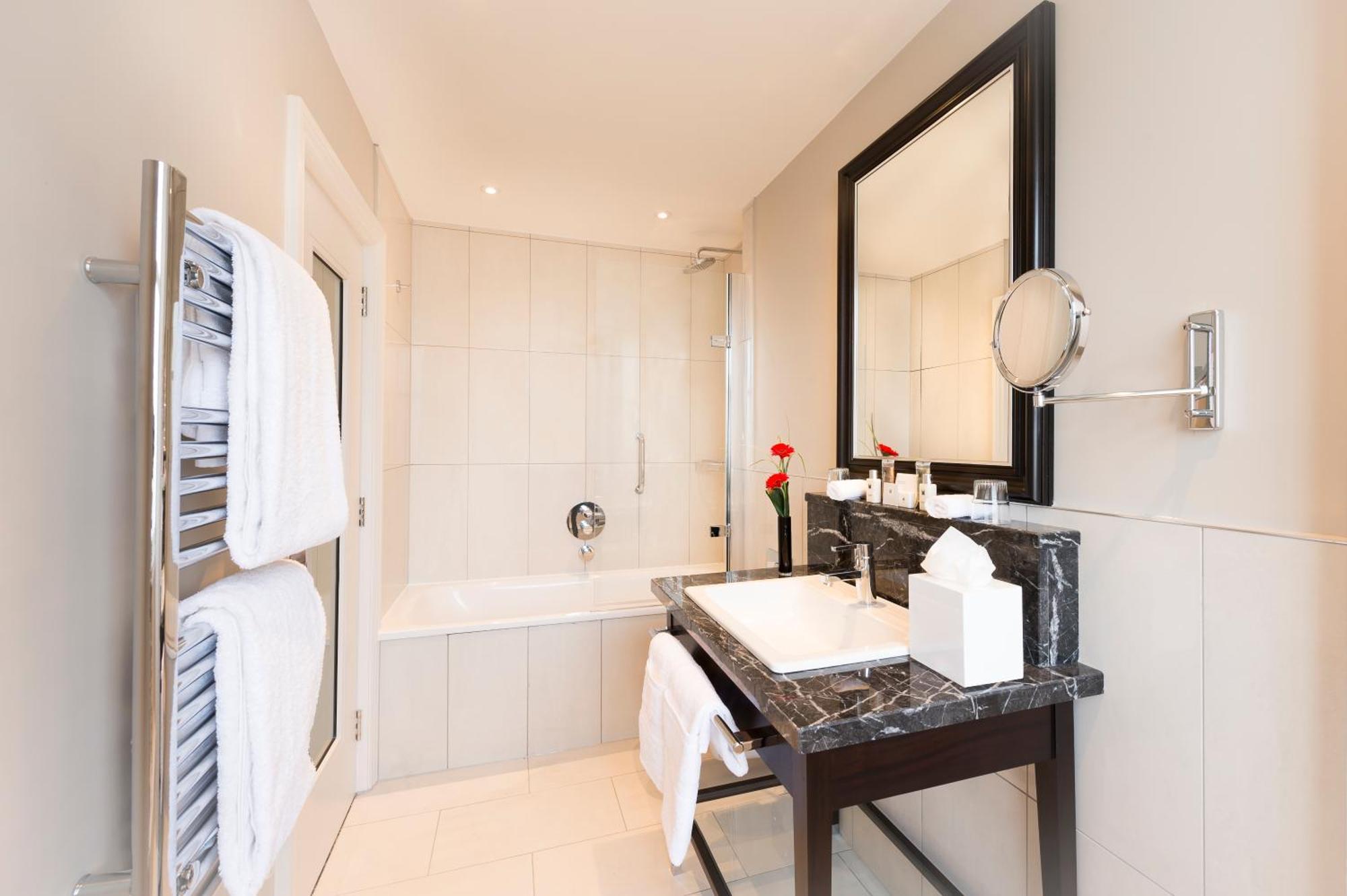 Double or Twin Room,1066612417:JPEG