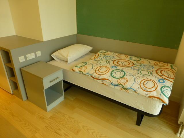 Single Room with Private Bathroom,576174174:JPEG