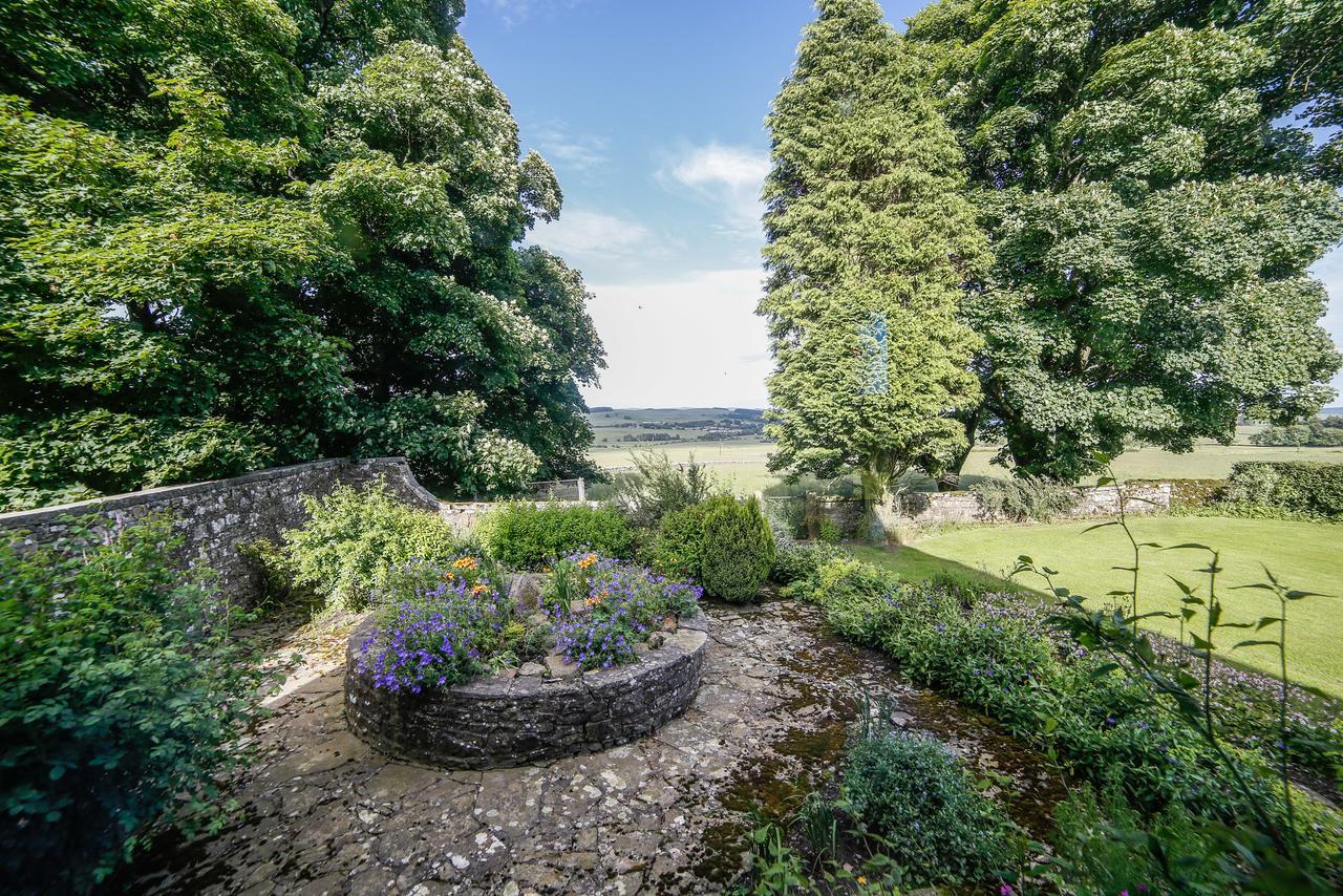 Family Room with Garden View