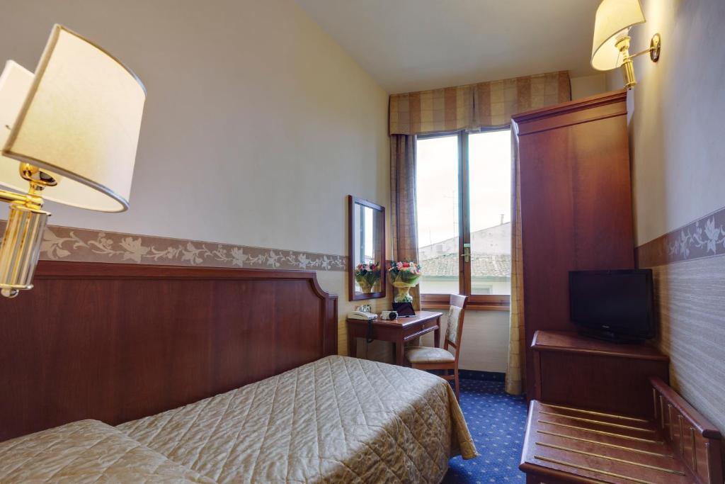 Quarto Standard com 2 Camas de Solteiro
