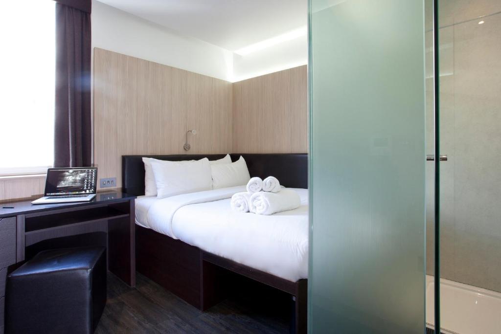 Quarto Queen Club