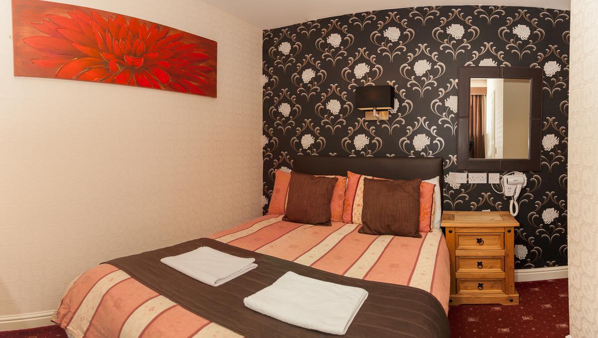 Budget Double Room,758151556:JPEG