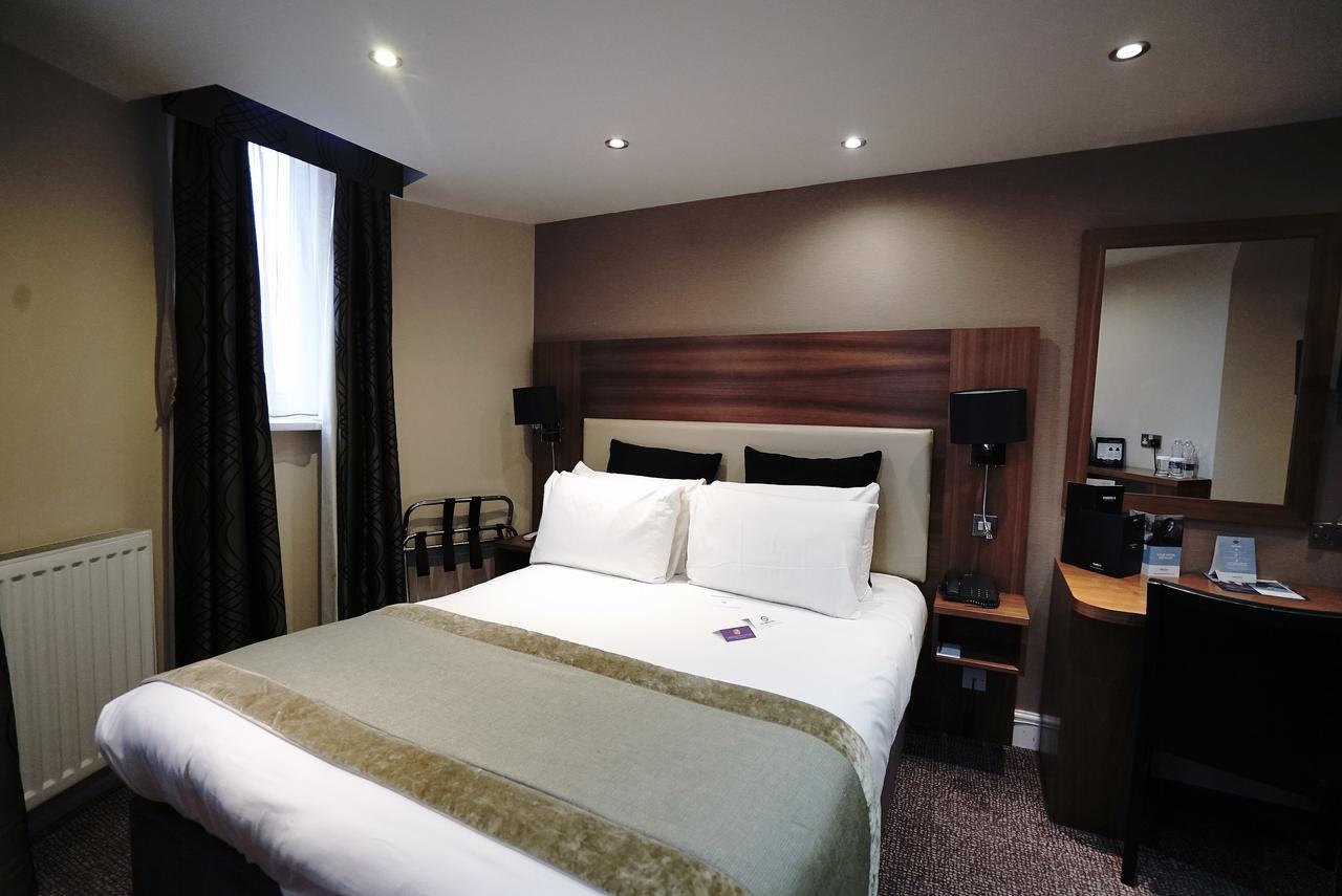 Quarto Duplo Standard